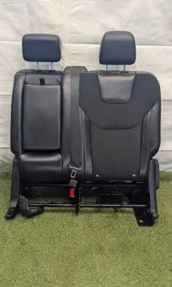 Ford Edge II Rear seat 
