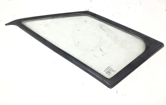Mercedes-Benz Sprinter W906 Front vent window/glass (coupe) 