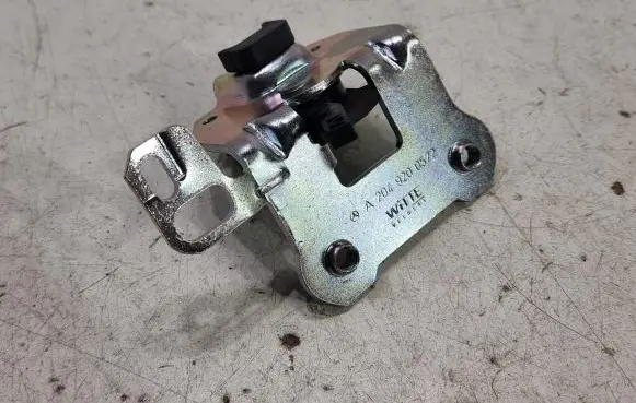 Mercedes-Benz CLS C218 X218 Seat back rest lock catch A2049200572