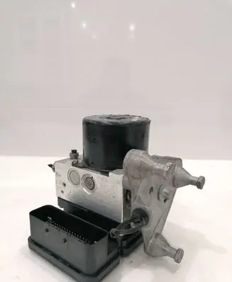 Mercedes-Benz C W204 ABS Pump A1729014100 FD14M01 10092623683