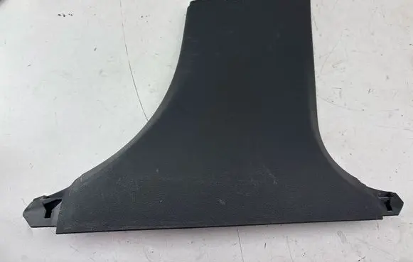 Mercedes-Benz C W205 (B) pillar trim (bottom) A050688