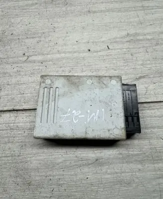 BMW 5 E60 E61 Central console control unit 9169521