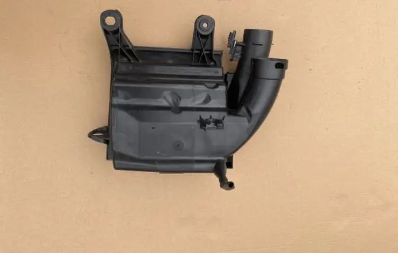 Peugeot 308 Air filter box cover 9806561080