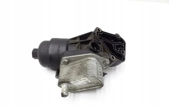 KIA Sportage Engine oil radiator 26410-2A300