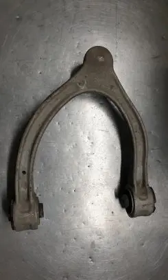 Front lower control arm/wishbone