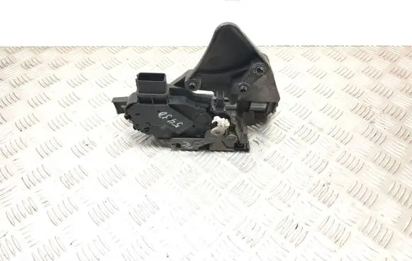 Volvo V50 Front door lock 24000752