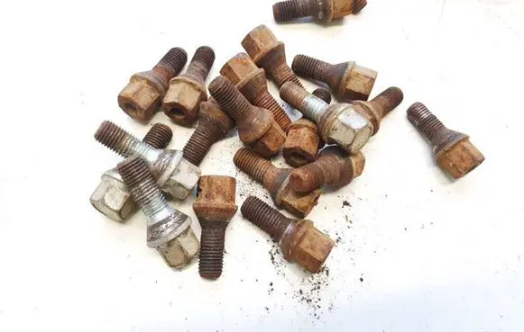 Opel Vectra B Nuts/bolts 
