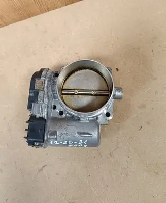 Mercedes-Benz E W238 Throttle valve A2761410125