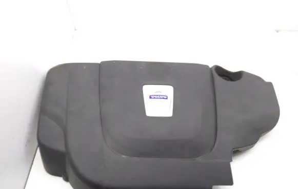 Volvo C30 Engine cover (trim)