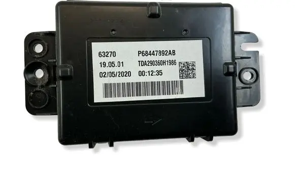 Chrysler Pacifica Air conditioning/heating control unit P68447892AB