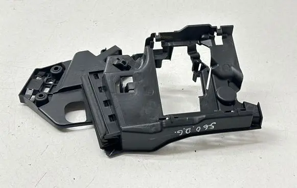 Volvo S60 Front door exterior handle/bracket 31675198