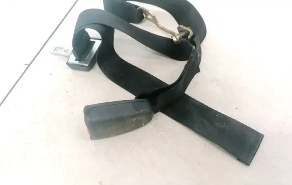 Rear seatbelt buckle