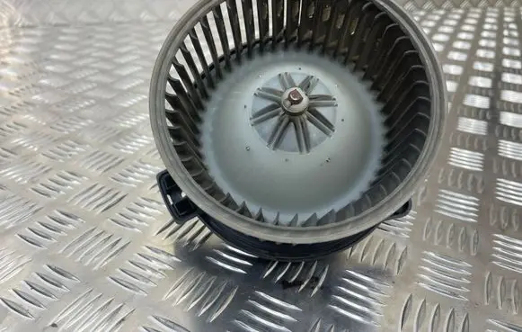 Mercedes-Benz ML W163 Heater fan/blower 1940005102