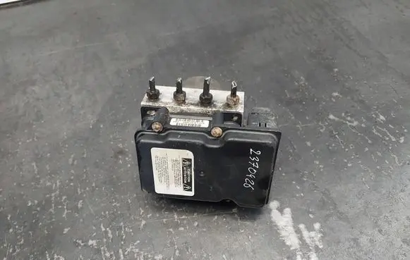 Toyota Avensis T250 ABS Pump 4451005042 0265800382
