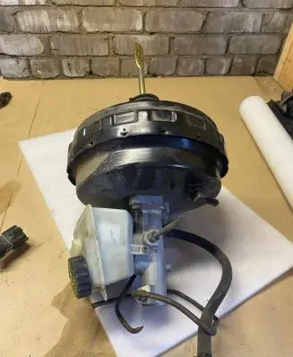 Volvo S60 Brake booster P30665455 807533
