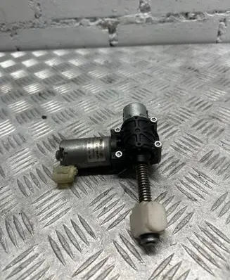 Seat adjustment motor
