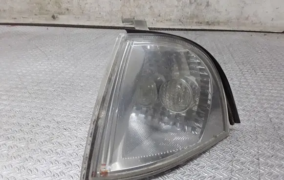 Skoda Octavia Mk1 (1U) Front indicator light