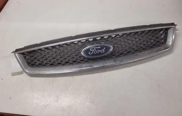 Ford Focus Front bumper upper radiator grill 4M518C436B