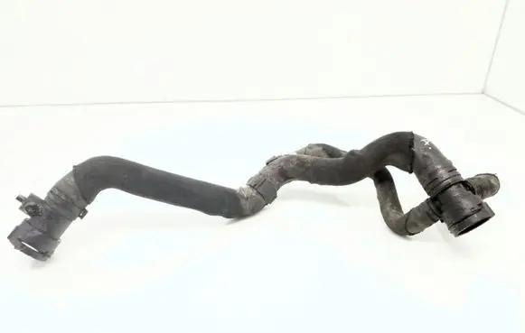 Audi A4 S4 B8 8K Engine coolant pipe/hose 8K0122293F 8K0122293B