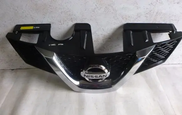 Nissan X-Trail T32 ACC Distronic radar sensor grill/trim 133310CG700