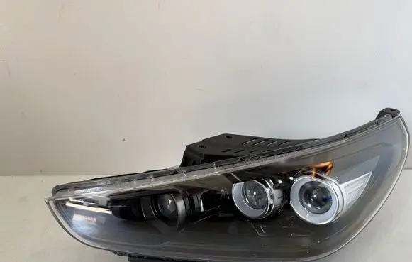 Hyundai i30 Headlight/headlamp 92101G4120