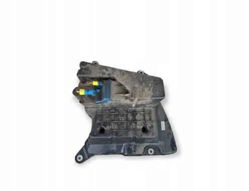 Audi A4 S4 B9 AdBlue liquid reservoir 8W0131878BH