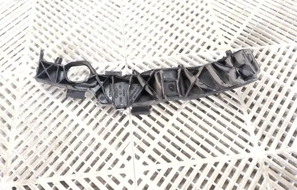 Rear bumper corner part panel trim