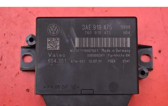 Volkswagen PASSAT CC Engine control unit/module ECU 3AE919475