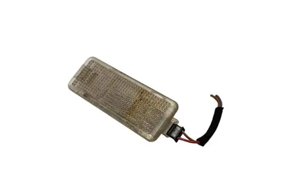 BMW 5 E39 Front door interior light 9918212