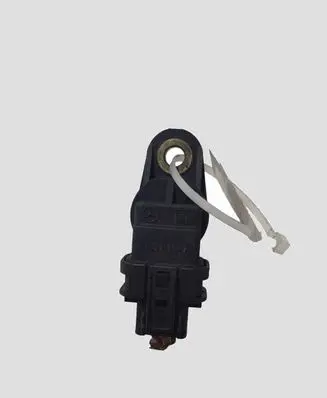 Mercedes-Benz E W211 Camshaft position sensor A0031539728