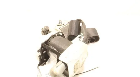 KIA Rio Front seatbelt