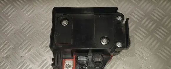 Jaguar XF X250 Voltage converter inverter CX23-14K131-BC