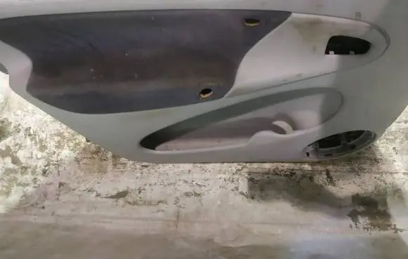 Citroen Xsara Picasso Front door card panel trim