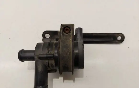 Skoda Octavia Mk2 (1Z) Electric auxiliary coolant/water pump 1K0965561F