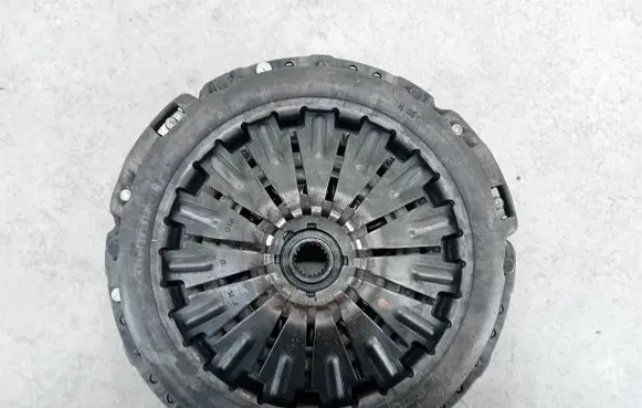 Ford C-MAX II Dual mass flywheel
