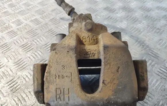 Volvo V50 Front brake caliper 814