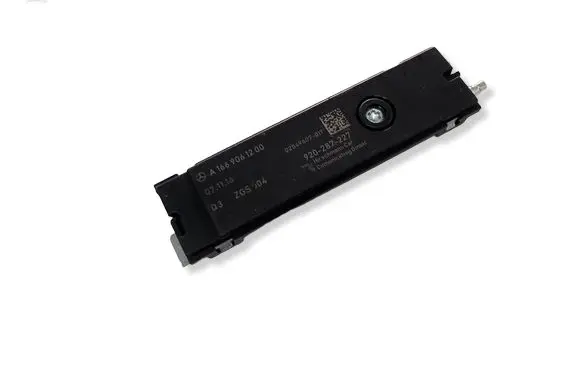 Mercedes-Benz B W246 W242 Aerial antenna amplifier A1669061200