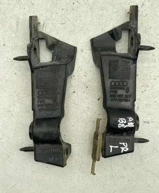 Audi A4 S4 B8 8K Front bumper mounting bracket 8K0807284 8K0807283