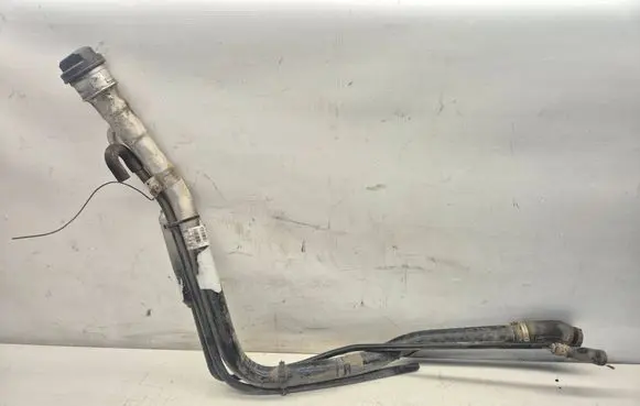 Volvo XC90 Fuel tank filler neck pipe 8624902 H7G6A T5005133