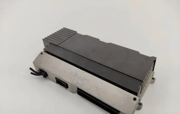 Audi Q7 4L Sound amplifier 4L0035223D