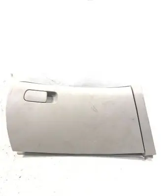 KIA Ceed Glove box
