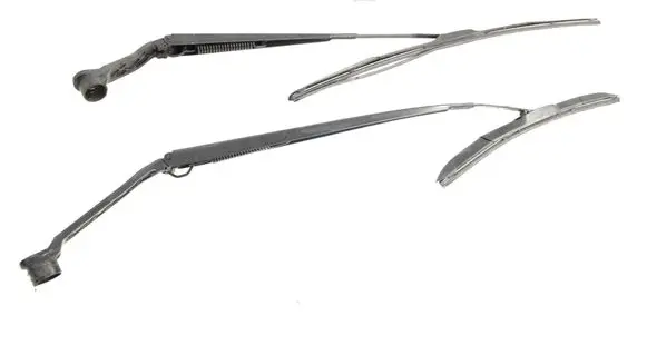 Volkswagen PASSAT CC Windshield/front glass wiper blade 