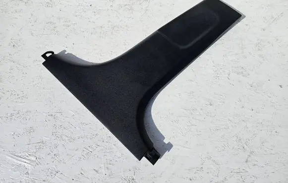 KIA Xceed (B) pillar trim (bottom) 85846J7001
