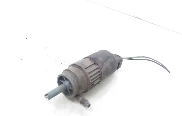 Ford Focus Headlight washer pump BV6113K082AA