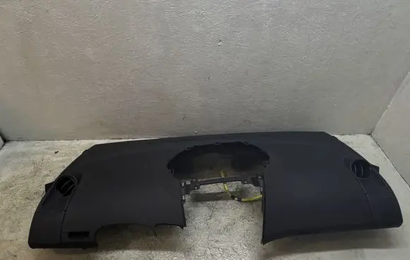 Toyota Yaris Dashboard 553020D010