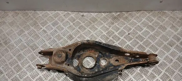 Toyota RAV 4 (XA30) Coil spring/strut mount