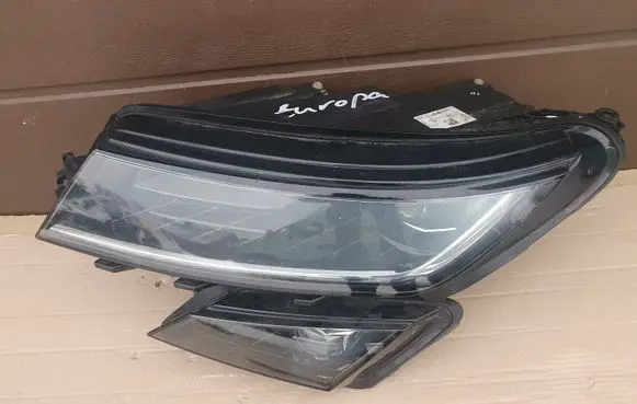 Skoda Kodiaq Headlight/headlamp 566941015E