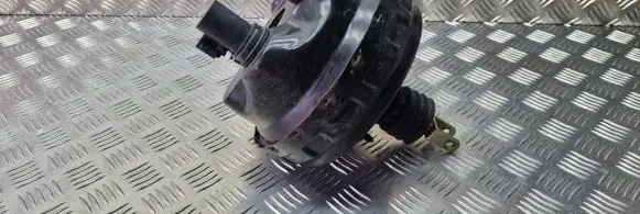 Mercedes-Benz C W203 Brake booster A0054304730 03784920014 A207842001