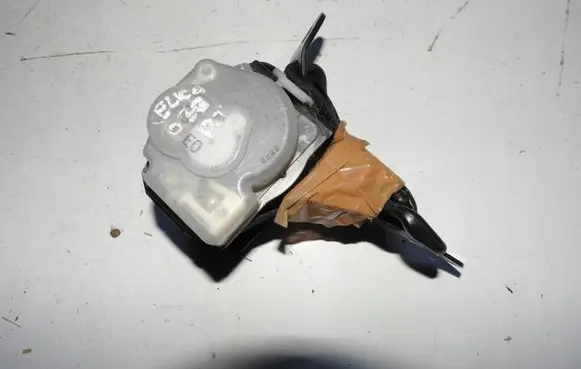 Toyota Celica T230 Seat belt trim jjhkg67