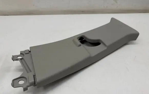 Toyota Yaris Cross (B) pillar trim (bottom) 624120D340